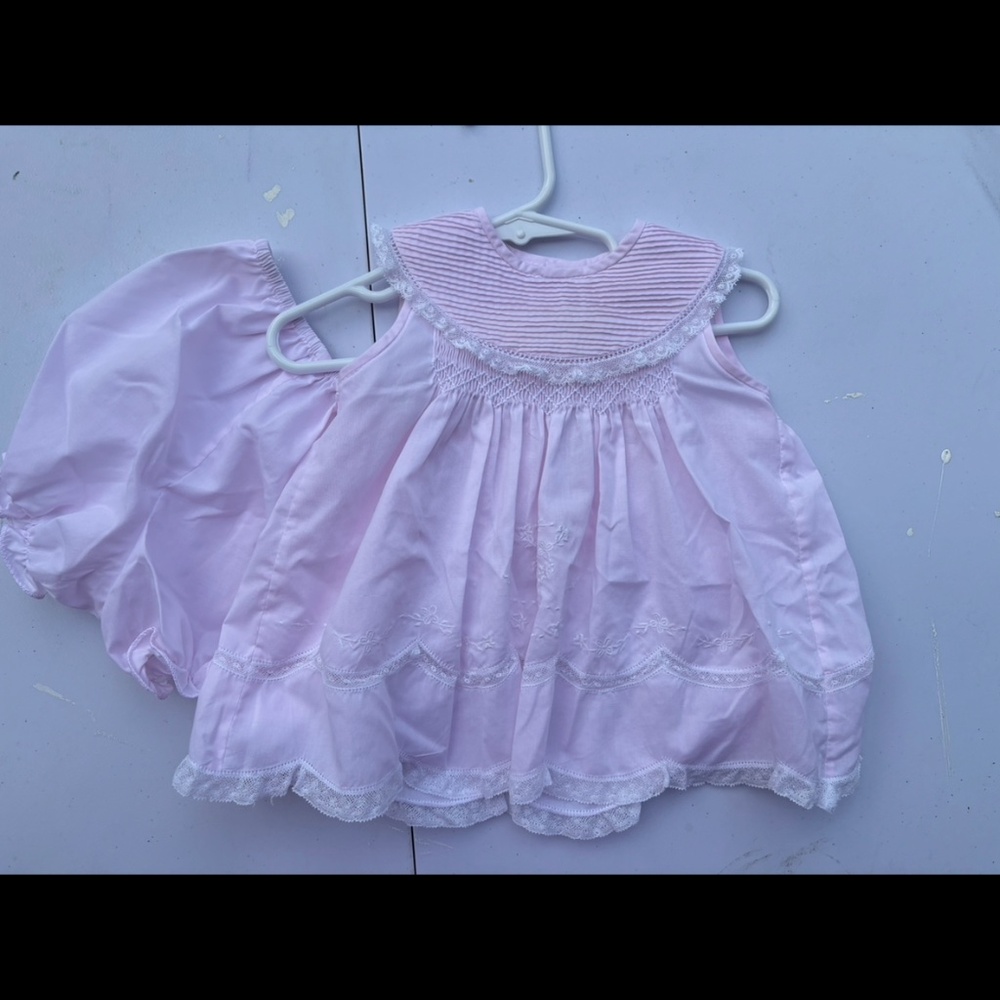 Feltman Brothers Vintage Sleeveless Pintucked Collar Dress